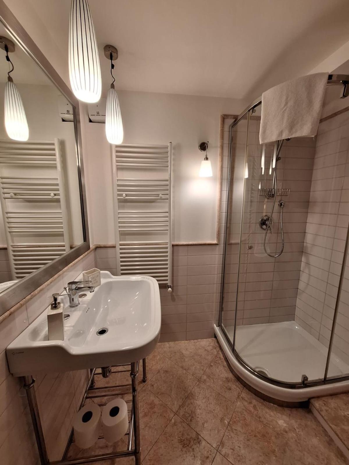 Cozy & Charming Florentine Hideaway By Oteego Florence Ngoại thất bức ảnh