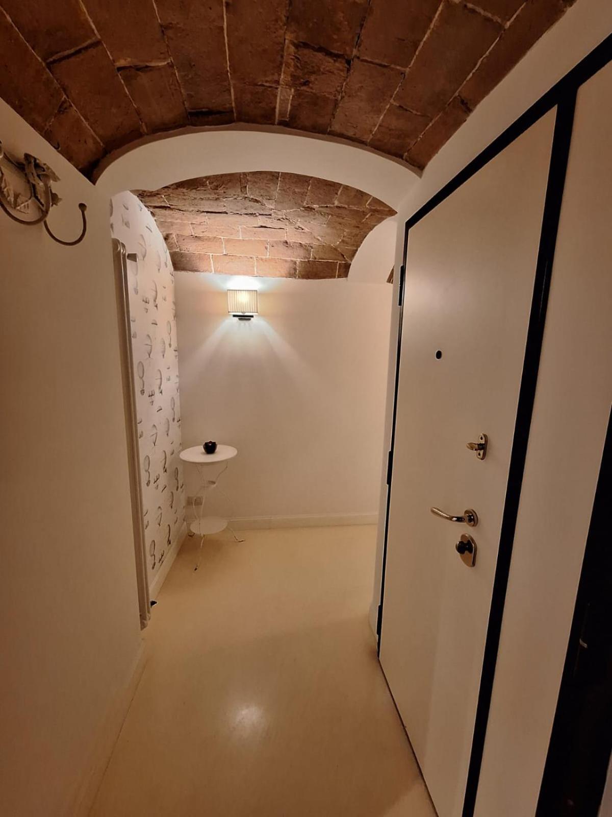 Cozy & Charming Florentine Hideaway By Oteego Florence Ngoại thất bức ảnh